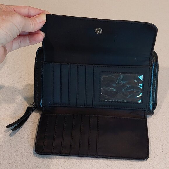 "UNLISTED" by Kenneth Cole Black Zip-Around Wallet - Picture 5 of 15